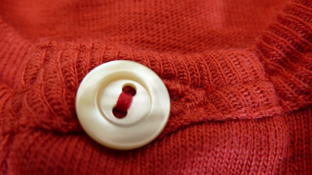 Merz b. Schwanen 206 button facing shirt, mother of pearl button